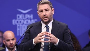 Ανδρουλάκης από Δελφούς: Διαψεύστηκαν οι προσδοκίες των πολιτών μετά τα μνημόνια
