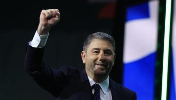 Ανδρουλάκης: Θα περιμένω τον Μητσοτάκη στη Βουλή την Παρασκευή, πρέπει να φύγουν για το καλό του τόπου