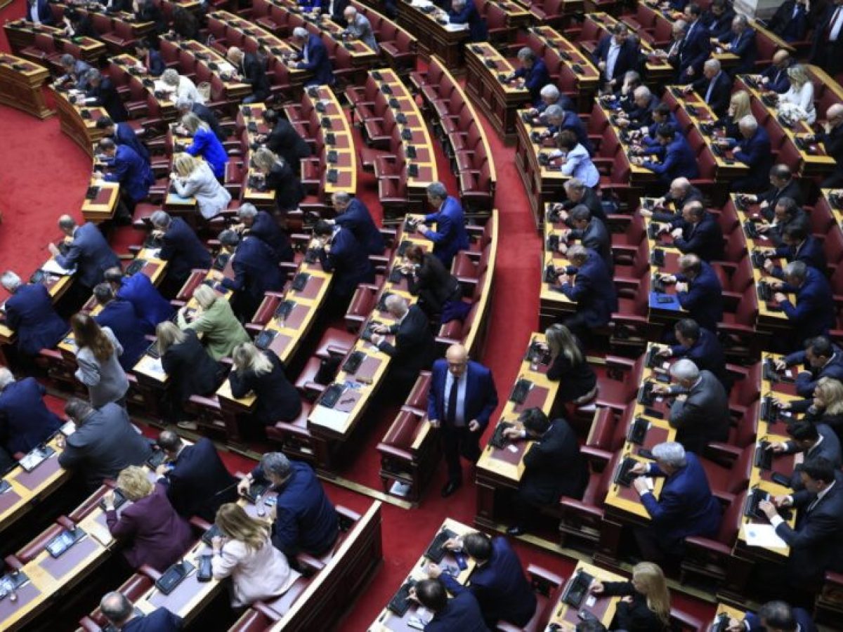 Αντιπολίτευση για την απόφαση του Αρείου Πάγου για τις υποκλοπές: «Δεν αρχειοθετείται η Δημοκρατία»