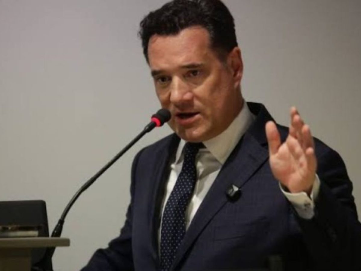 Ά&delta;&omega;&nu;&iota;&sigmaf; &sigma;&tau;&omicron; MEGA: &laquo;&Eta; &pi;&alpha;&tau;&rho;ί&delta;&alpha; &epsilon;ί&nu;&alpha;&iota; &pi;&alpha;&tau;&rho;ί&delta;&alpha; ό&tau;&alpha;&nu; &sigma;&tau;&eta;&rho;ί&zeta;&epsilon;&iota; &tau;&omicron;&upsilon;&sigmaf; &alpha;&nu;&theta;&rho;ώ&pi;&omicron;&upsilon;&sigmaf; &tau;&eta;&sigmaf;&raquo; [vid,pics]