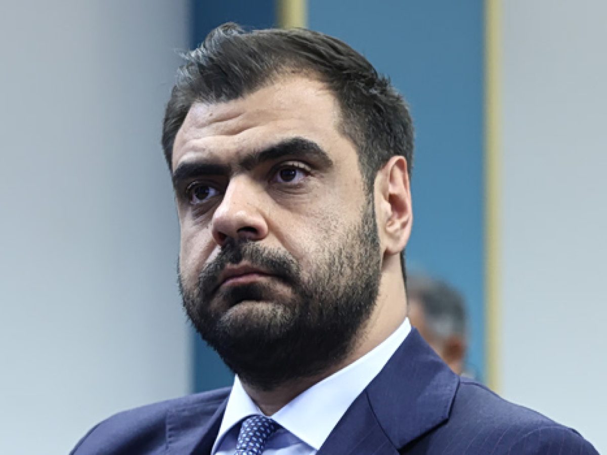 &Alpha;&mu;&eta;&chi;&alpha;&nu;ί&alpha; &kappa;&alpha;&iota; &nu;&epsilon;ύ&rho;&alpha; &alpha;&pi;ό &Mu;&alpha;&rho;&iota;&nu;ά&kappa;&eta; &mu;&epsilon;&tau;ά &tau;&eta; &sigma;&upsilon;&nu;έ&nu;&tau;&epsilon;&upsilon;&xi;&eta; &pi;&omicron;&upsilon; έ&delta;&omega;&sigma;&epsilon; &omicron; &Delta;&eta;&mu;&eta;&tau;&rho;&iota;ά&delta;&eta;&sigmaf; &ndash; &laquo;&Beta;&lambda;έ&pi;&omega; &kappa;ά&pi;&omicron;&iota;&omicron;&upsilon;&sigmaf; &epsilon;&upsilon;&alpha;ί&sigma;&theta;&eta;&tau;&omicron;&upsilon;&sigmaf; &nu;&alpha; &epsilon;&nu;&omicron;&chi;&lambda;&omicron;ύ&nu;&tau;&alpha;&iota;&raquo;