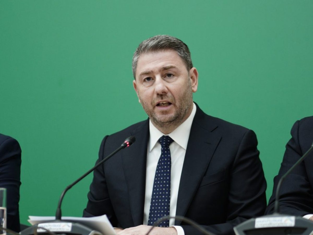 &Alpha;&nu;&delta;&rho;&omicron;&upsilon;&lambda;ά&kappa;&eta;&sigmaf;: &laquo;&Epsilon;ά&nu; &kappa;&upsilon;&rho;&iota;&alpha;&rho;&chi;ή&sigma;&epsilon;&iota; &eta; &lambda;&omicron;&gamma;&iota;&kappa;ή &tau;&eta;&sigmaf; &pi;&omicron;&lambda;&iota;&tau;&iota;&kappa;ή&sigmaf; &alpha;&lambda;&lambda;&alpha;&gamma;ή&sigmaf; &kappa;&alpha;&iota; ό&chi;&iota; &tau;&eta;&sigmaf; &alpha;&pi;&omicron;&chi;ή&sigmaf;, &tau;&omicron; &Pi;&Alpha;&Sigma;&Omicron;&Kappa; &mu;&pi;&omicron;&rho;&epsilon;ί &nu;&alpha; &epsilon;ί&nu;&alpha;&iota; &pi;&rho;ώ&tau;&omicron; &kappa;ό&mu;&mu;&alpha;&raquo;