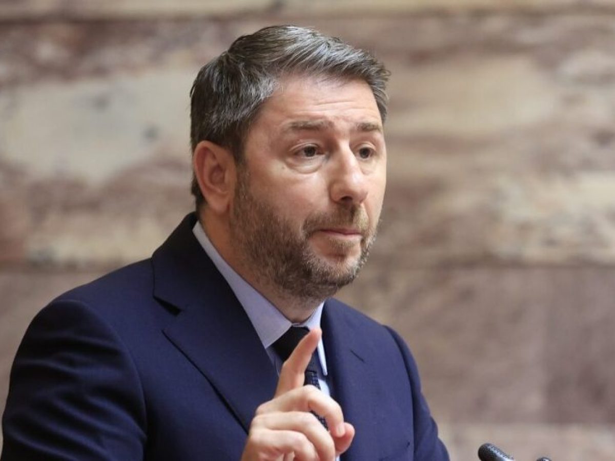 &Alpha;&nu;&delta;&rho;&omicron;&upsilon;&lambda;ά&kappa;&eta;&sigmaf;: &laquo;&Epsilon;ί&mu;&alpha;&iota; &eta;&theta;&iota;&kappa;ό&sigmaf; &kappa;&alpha;&iota; &nu;ό&mu;&iota;&mu;&omicron;&sigmaf;&raquo; &gamma;&iota;&alpha; &tau;&omicron; &alpha;&kappa;ί&nu;&eta;&tau;&omicron; &ndash; &laquo;&Delta;έ&chi;&omicron;&mu;&alpha;&iota; &tau;&eta;&nu; &gamma;&nu;&omega;&sigma;&tau;ή &epsilon;&pi;ί&theta;&epsilon;&sigma;&eta; ό&pi;&omega;&sigmaf; &mu;&epsilon; &tau;&iota;&sigmaf; &upsilon;&pi;&omicron;&kappa;&lambda;&omicron;&pi;έ&sigmaf;&raquo;