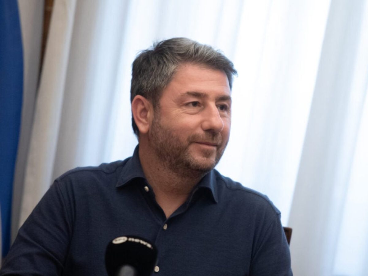 &Alpha;&nu;&delta;&rho;&omicron;&upsilon;&lambda;ά&kappa;&eta;&sigmaf;: &Sigma;&upsilon;&gamma;&gamma;&nu;ώ&mu;&eta; &lambda;ά&theta;&omicron;&sigmaf; &epsilon;&kappa; &pi;&alpha;&rho;&alpha;&delta;&rho;&omicron;&mu;ή&sigmaf; &sigma;&tau;&eta; &delta;ή&lambda;&omega;&sigma;&eta; &laquo;&pi;ό&theta;&epsilon;&nu; έ&sigma;&chi;&epsilon;&sigmaf;&raquo; &ndash; &phi;&tau;&alpha;ί&epsilon;&iota; &omicron; &lambda;&omicron;&gamma;&iota;&sigma;&tau;ή&sigmaf;
