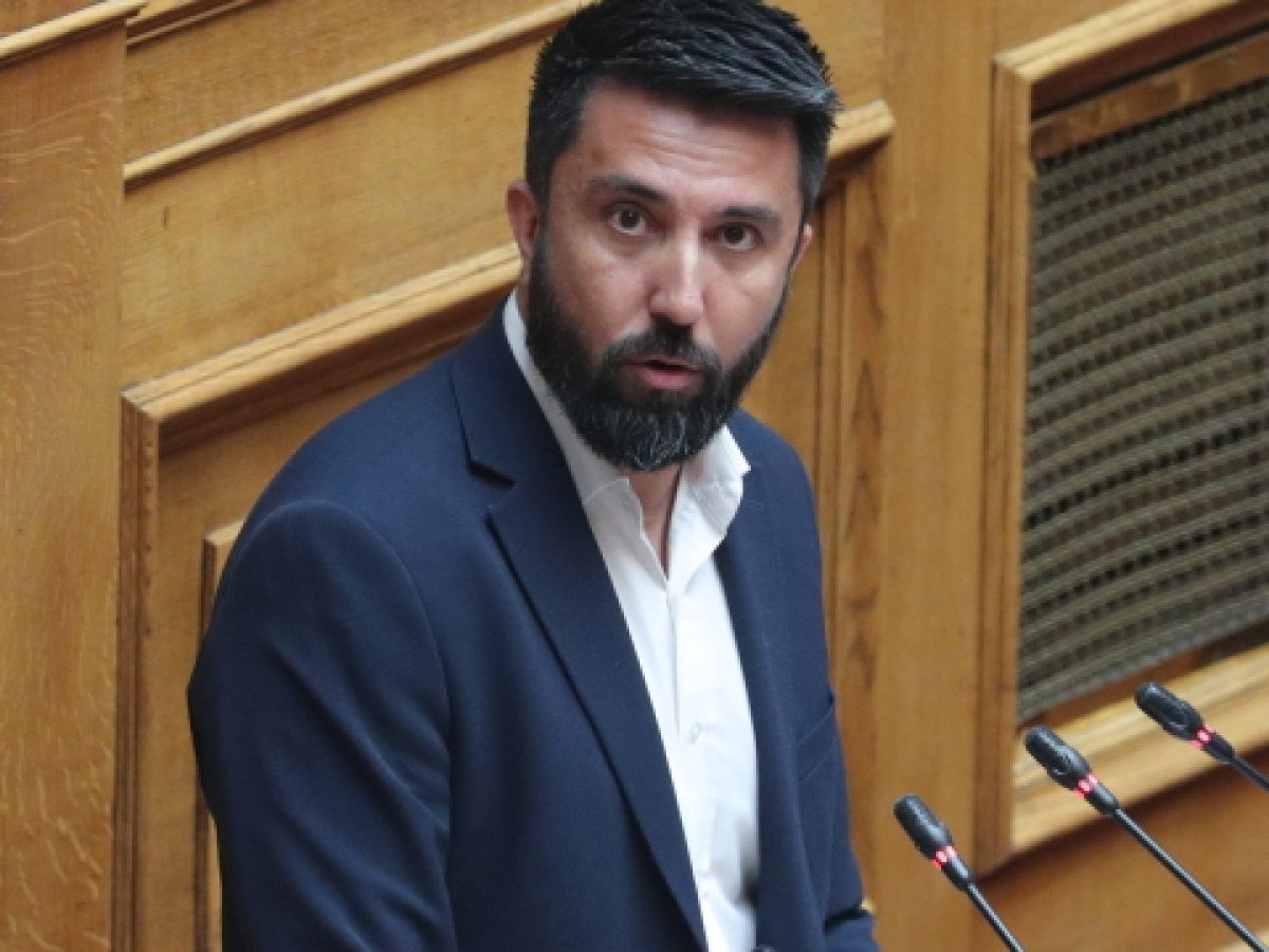 &Alpha;&nu;&epsilon;&xi;&alpha;&rho;&tau;&eta;&tau;&omicron;&pi;&omicron;&iota;ή&theta;&eta;&kappa;&epsilon; &alpha;&pi;ό &tau;&eta; &Nu;έ&alpha; &Alpha;&rho;&iota;&sigma;&tau;&epsilon;&rho;ά &omicron; &beta;&omicron;&upsilon;&lambda;&epsilon;&upsilon;&tau;ή&sigmaf; &Rho;&omicron;&delta;ό&pi;&eta;&sigmaf; &Phi;&epsilon;&rho;&chi;ά&tau; &Omicron;&zeta;&gamma;&kappa;&iota;&omicron;ύ&rho;, &omicron;&delta;&epsilon;ύ&epsilon;&iota; &pi;&rho;&omicron;&sigmaf; &kappa;ό&mu;&mu;&alpha; &Tau;&sigma;ί&pi;&rho;&alpha;
