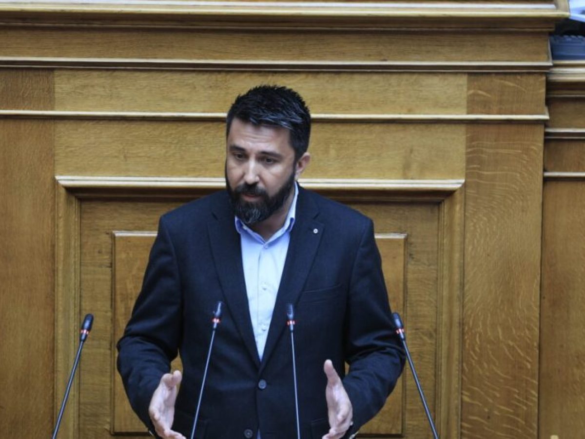 &Alpha;&nu;&epsilon;&xi;&alpha;&rho;&tau;&eta;&tau;&omicron;&pi;&omicron;&iota;ή&theta;&eta;&kappa;&epsilon; &omicron; &Omicron;&zeta;&gamma;&kappa;&iota;&omicron;ύ&rho; &Phi;&epsilon;&rho;&chi;ά&tau; &alpha;&pi;ό &tau;&eta;&nu; &Kappa;&Omicron; &tau;&eta;&sigmaf; &Nu;έ&alpha;&sigmaf; &Alpha;&rho;&iota;&sigma;&tau;&epsilon;&rho;ά&sigmaf;