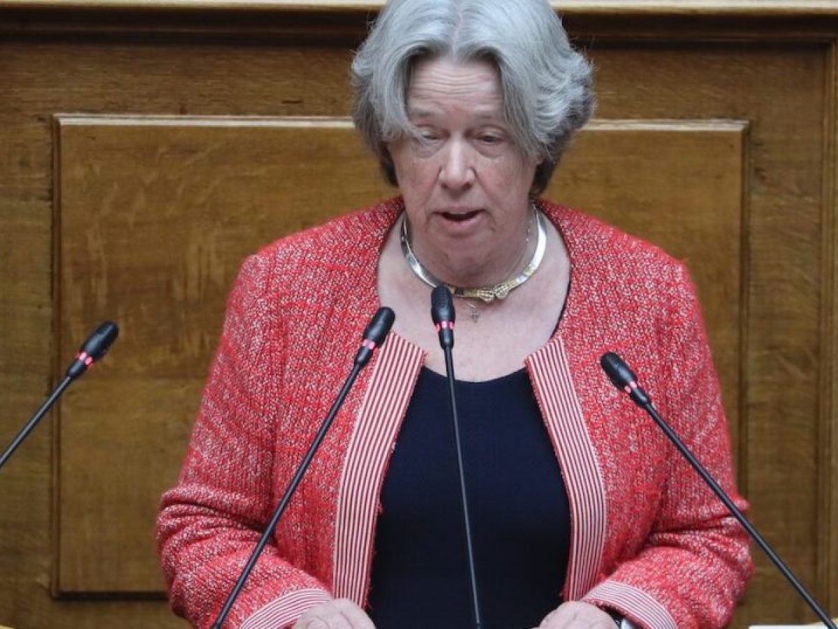 &Alpha;&theta;&eta;&nu;ά &Lambda;&iota;&nu;&omicron;ύ: &Theta;&epsilon;&tau;&iota;&kappa;ή &sigma;&tau;&omicron; &epsilon;&nu;&delta;&epsilon;&chi;ό&mu;&epsilon;&nu;&omicron; έ&nu;&tau;&alpha;&xi;&eta;&sigmaf; &sigma;&tau;&omicron; &nu;έ&omicron; &kappa;ό&mu;&mu;&alpha; &tau;&omicron;&upsilon; &Alpha;&lambda;έ&xi;&eta; &Tau;&sigma;ί&pi;&rho;&alpha;