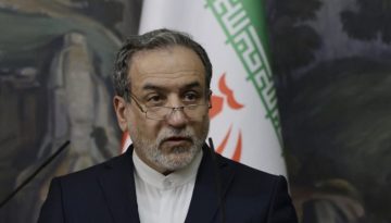 Iran International: Έντονη δυσαρέσκεια για Αραγτσί! Πεζεσκιάν και Γκαλιμπάφ “τρώνε” τον ΥΠΕΞ – Τί είχε πει ο Τραμπ;