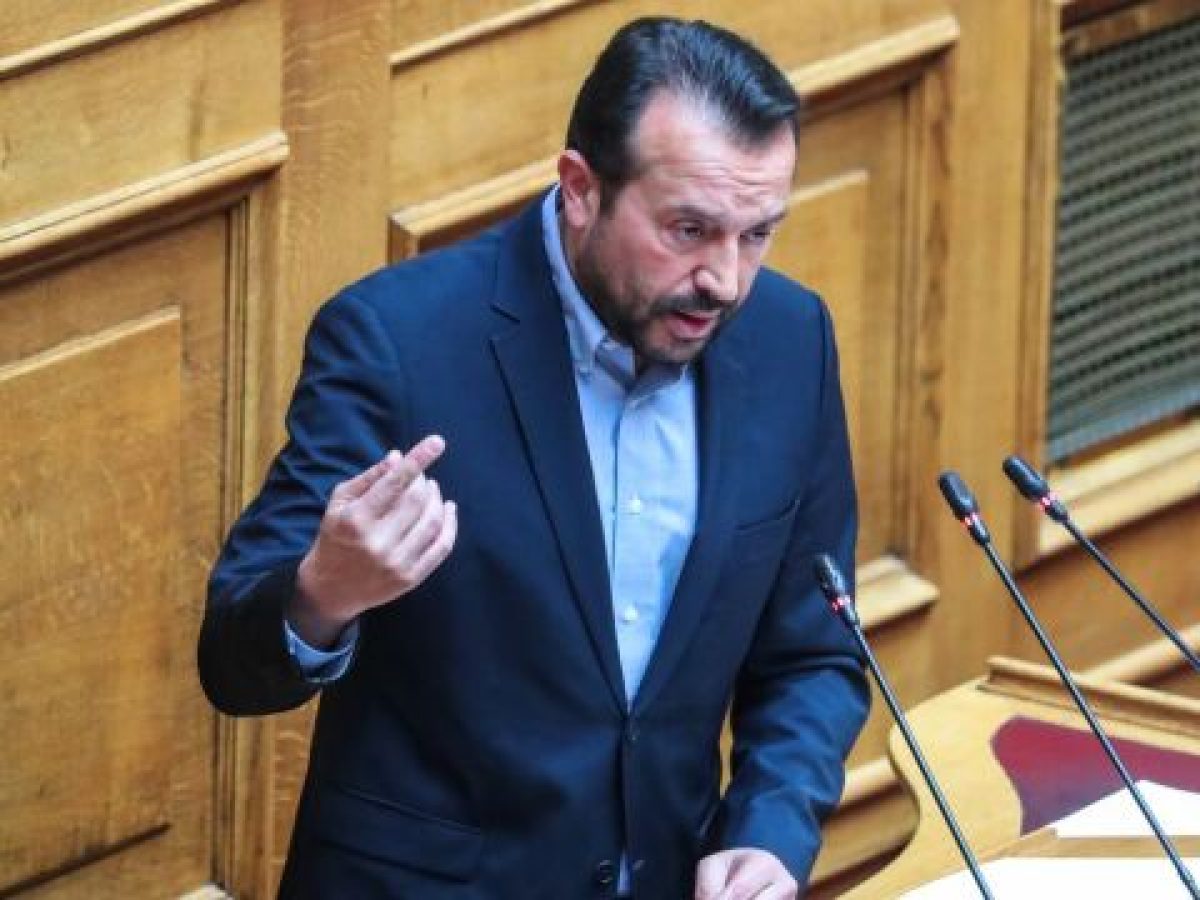 Live ο Νίκος Παππάς στα Παραπολιτικά 90,1