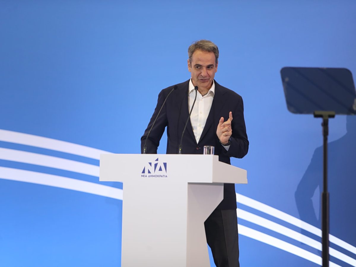 Mητσοτάκης: «Ήρεμα νερά στο χρώμα της σημαίας μας» – Τι είπε για F-35, φράχτη και μεταναστευτικό
