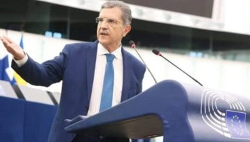 Αυτιάς στη Κομισιόν: Άμεση αύξηση των κοινωνικών κονδυλίων