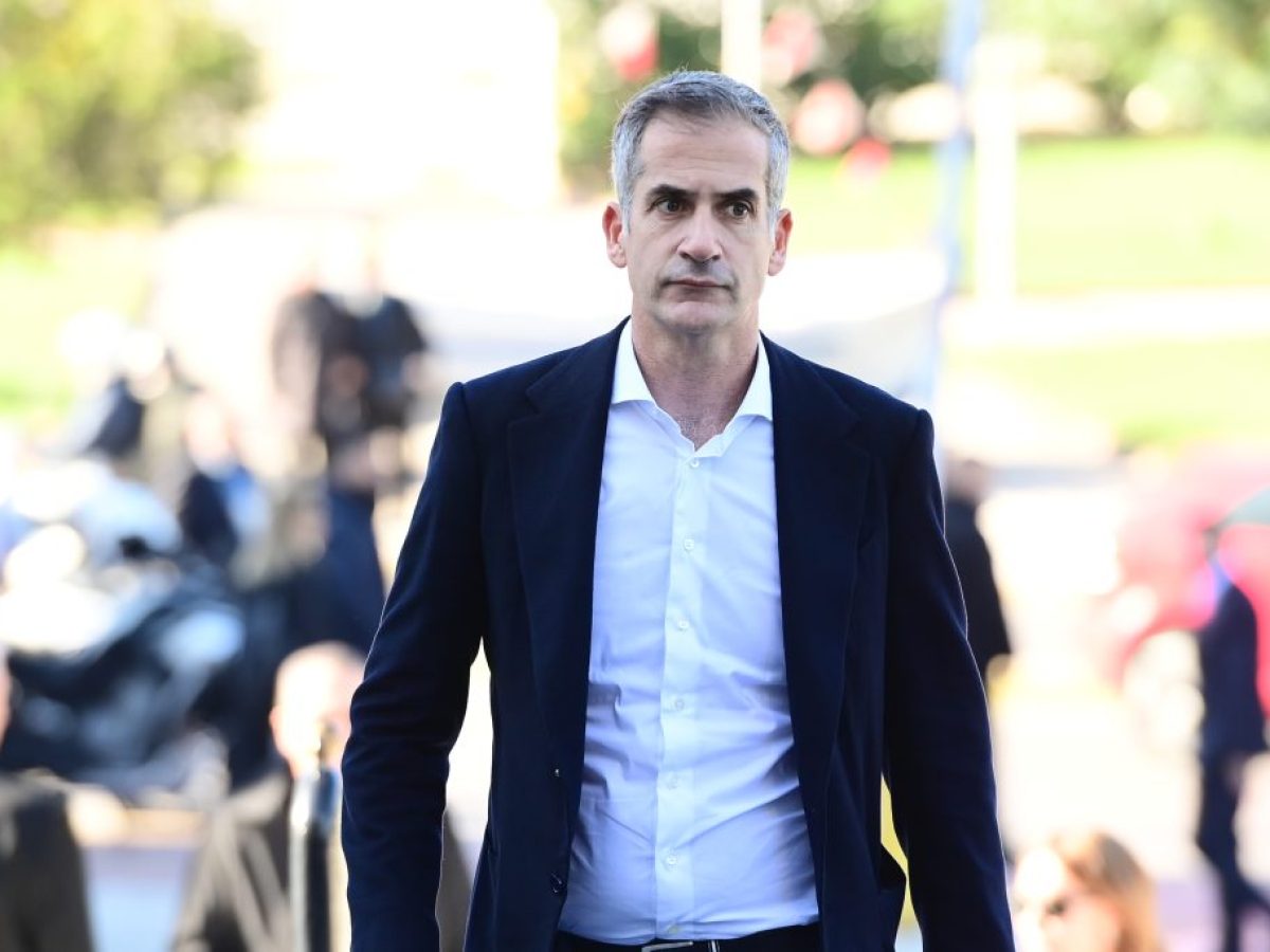 Μπακογιάννης: «Στα συρτάρια μας μπαίνει το μακρύ χέρι του κράτους» – Καταψήφισε η παράταξή του την πρόταση Δούκα για τον
