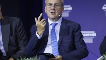 Χατζηδάκης: «Η Ελλάδα του 2030 δεν θα χτιστεί με λεφτόδεντρα» – Το νέο σχέδιο μεταρρυθμίσεων