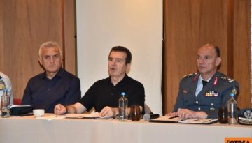 Χρυσοχοΐδης: Mε 200 αστυνομικούς ενισχύεται η Χαλκιδική για το καλοκαίρι