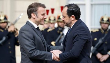 Δεν μπορούν να το χωνέψουν! Συνεχόμενα άρθρα στον τουρκικό Τύπο για τη σύσφιξη σχέσεων Γαλλίας-Ισραήλ