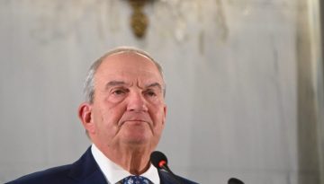 Δεν πάει στο συνέδριο της ΝΔ ο Κώστας Καραμανλής – Η συνάντηση με την Ντόρα Μπακογιάννη