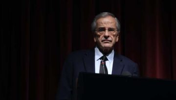 Δεν θα προχωρήσει τελικά σε μηνύσεις ο Αντώνης Σαμαράς για την υπόθεση των υποκλοπών – Όλο το παρασκήνιο