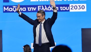 «Δεν ζητώ λευκή επιταγή»: Ο Μητσοτάκης παραδέχθηκε φθορά και κάλεσε σε επανασυσπείρωση τη ΝΔ