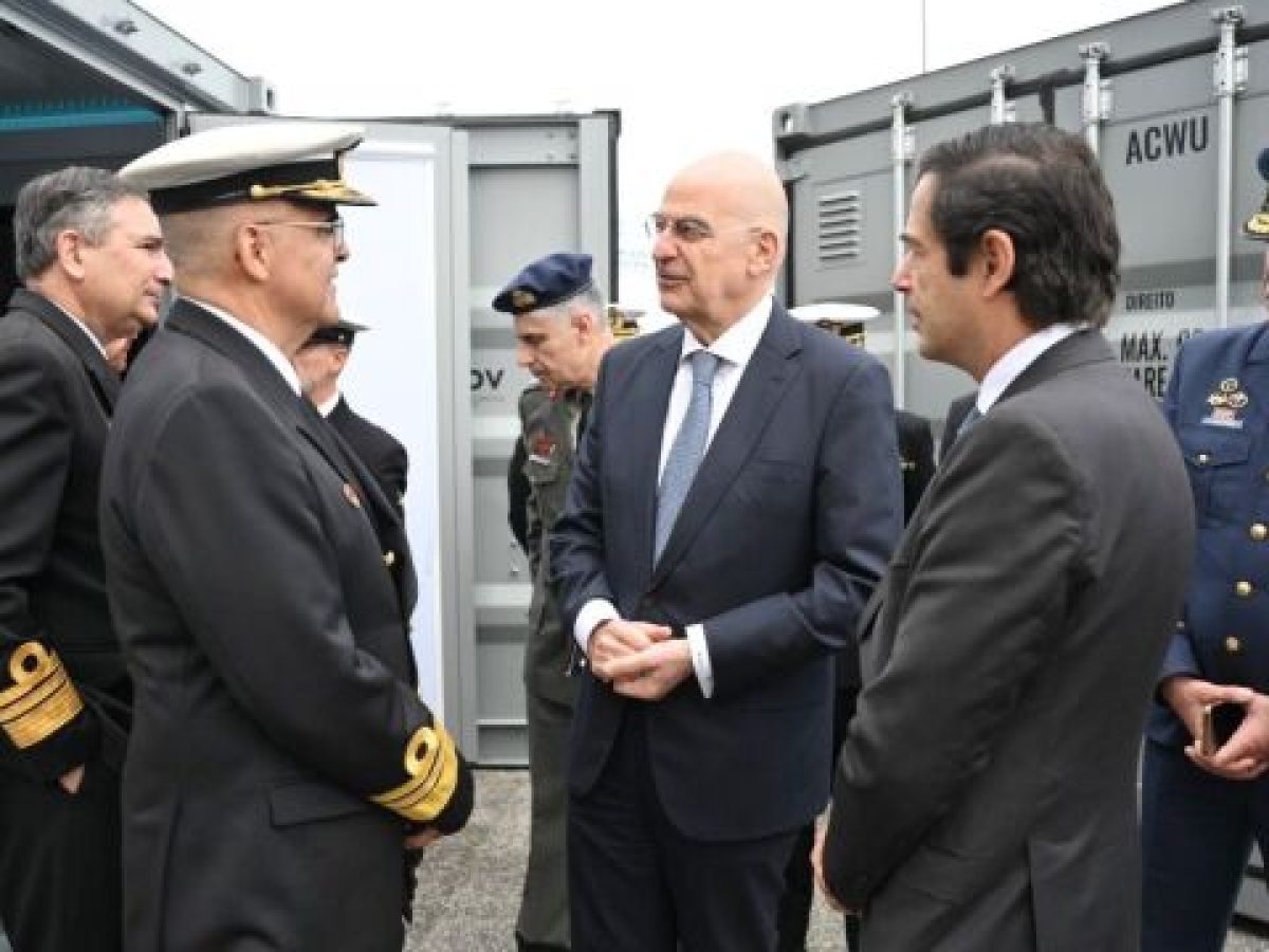 Δένδιας: Επίσκεψη σε ναυτική βάση Λισαβόνας και Επιχειρησιακό Κέντρο για Μη Επανδρωμένα Οχήματα (Εικόνες)