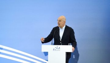 Δένδιας: Επιβεβαιώνει ότι το drone που αλιεύτηκε στη Λευκάδα είναι ουκρανικό – «Εξαιρετικά σοβαρό θέμα»