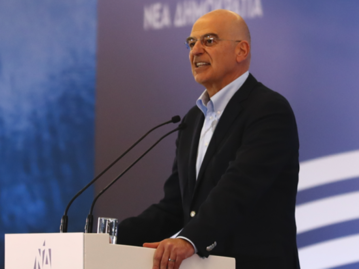 &Delta;έ&nu;&delta;&iota;&alpha;&sigmaf; &gamma;&iota;&alpha; Ά&lambda;&omega;&sigma;&eta; &tau;&eta;&sigmaf; &Kappa;&omega;&nu;&sigma;&tau;&alpha;&nu;&tau;&iota;&nu;&omicron;ύ&pi;&omicron;&lambda;&eta;&sigmaf;: &Eta; &pi;&omicron;&lambda;&iota;&tau;&iota;&sigma;&mu;&iota;&kappa;ή &kappa;&lambda;&eta;&rho;&omicron;&nu;&omicron;&mu;&iota;ά &tau;&eta;&sigmaf; &beta;&upsilon;&zeta;&alpha;&nu;&tau;&iota;&nu;ή&sigmaf; &pi;&epsilon;&rho;&iota;ό&delta;&omicron;&upsilon; &pi;&alpha;&rho;&alpha;&mu;έ&nu;&epsilon;&iota; &zeta;&omega;&nu;&tau;&alpha;&nu;ή