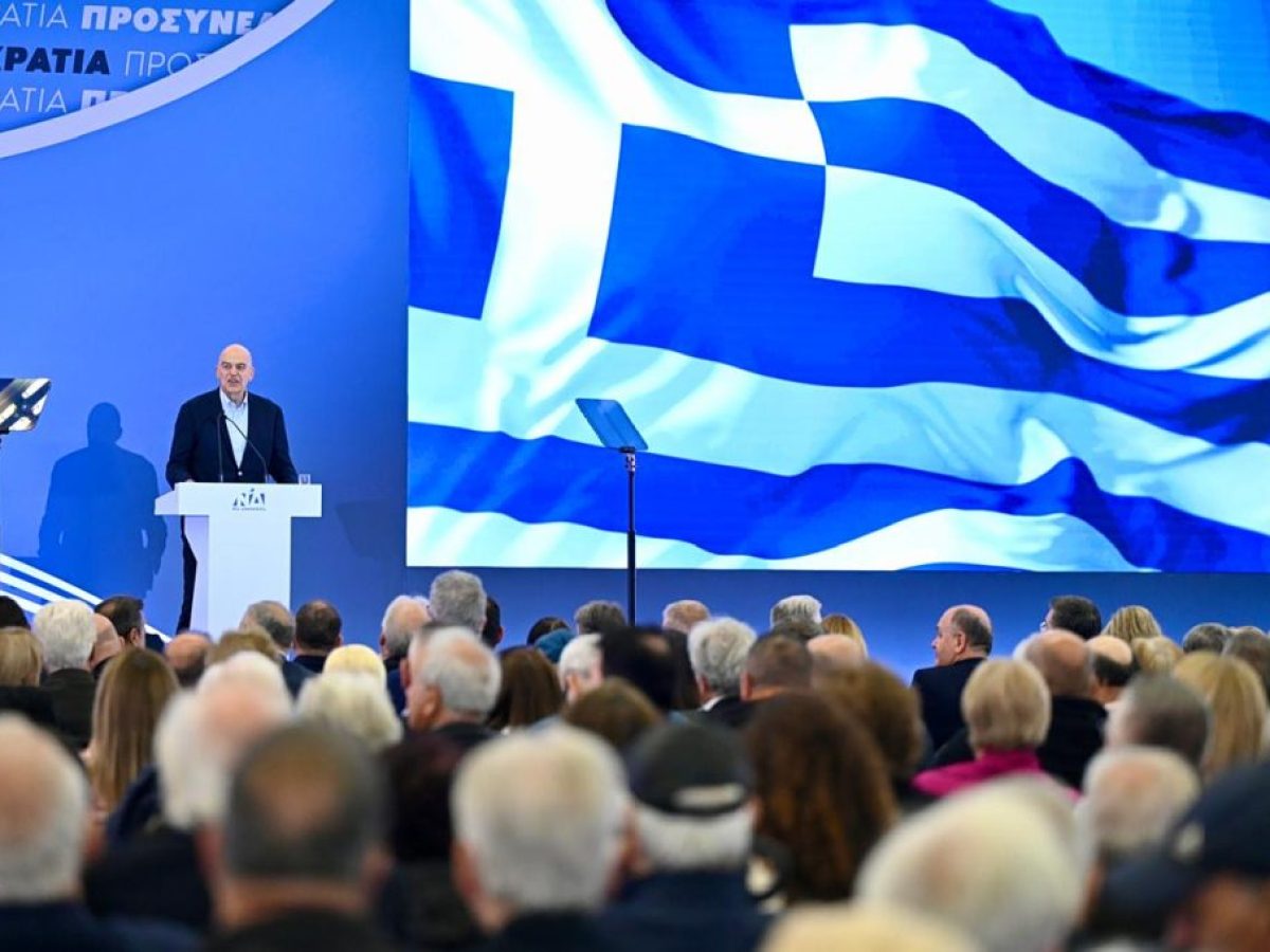 Δένδιας για drone: «Ξέρουμε τι είναι και τι περιέχει» – ΠαΣοΚ: «Ξεφραγο αμπέλι η χώρα»