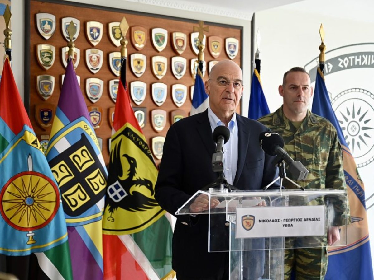 Δένδιας: Πώς αλλάζει η στρατιωτική θητεία – Εκπαίδευση σε drones, αυξήσεις αποζημίωσης και εθελόντριες γυναίκες