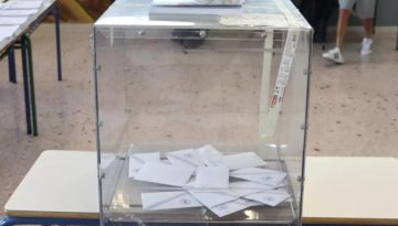 Δημοσκόπηση Real Polls: Στην κορυφή με επιπλέον 3 μονάδες η Ν.Δ. – Τα πρώτα δημοσκοπικά ευρήματα για Τσίπρα, Καρυστιανού