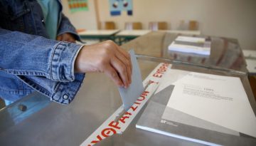 Δημοσκοπήσεις MRB – Pulse: Εύρος 28,8% – 29,5% για ΝΔ, στο 14,5% το ΠΑΣΟΚ