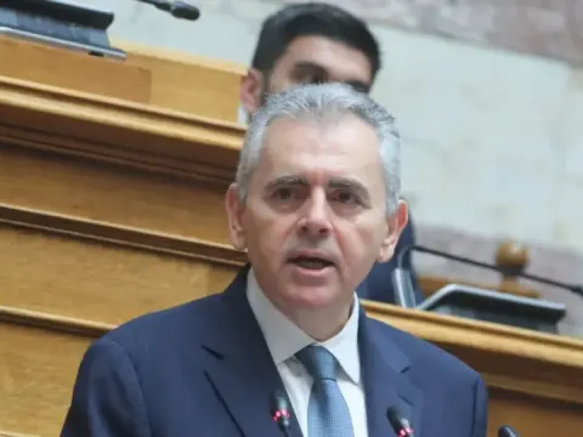 Ά&rho;&theta;&rho;&omicron;-&pi;&alpha;&rho;έ&mu;&beta;&alpha;&sigma;&eta; &tau;&omicron;&upsilon; &Mu;ά&xi;&iota;&mu;&omicron;&upsilon; &Chi;&alpha;&rho;&alpha;&kappa;ό&pi;&omicron;&upsilon;&lambda;&omicron;&upsilon; &sigma;&tau;&alpha; &ldquo;&Pi;&alpha;&rho;&alpha;&pi;&omicron;&lambda;&iota;&tau;&iota;&kappa;ά&rdquo;: &Alpha;&pi;&omicron;&delta;&rho;&alpha;&mu;&alpha;&tau;&omicron;&pi;&omicron;ί&eta;&sigma;&eta; &tau;&omicron;&upsilon; &kappa;&omicron;&iota;&nu;&omicron;&beta;&omicron;&upsilon;&lambda;&epsilon;&upsilon;&tau;&iota;&kappa;&omicron;ύ &epsilon;