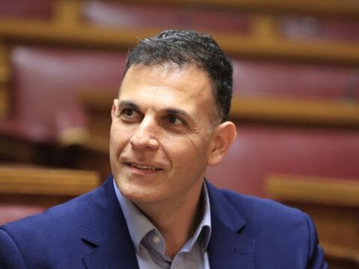 Καραμέρος για το κόμμα Τσίπρα: “Με υψηλό συμβολισμό το ακρωνύμιο ΕΛΑΣ, ευκταία η Συμπαράταξη”