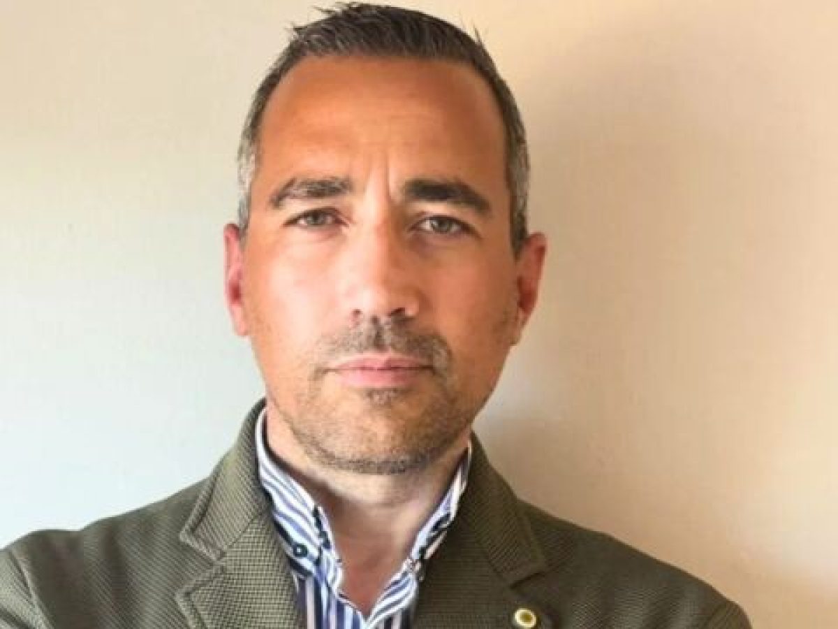 “Κωλοτούμπα” Νυφούδη: Όταν ο εκπρόσωπος της ΕΛΑΣ “στόλιζε” τον Αλέξη Τσίπρα – “Ο πιο