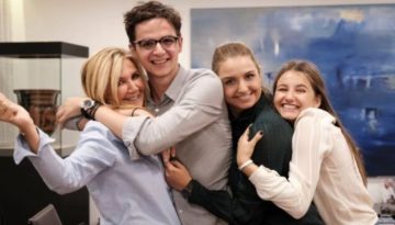 Μαρέβα Γκραμπόφσκι: Με τα παιδιά της για τη γιορτή της Μητέρας – “Ανιδιοτελής αγάπη, γυρίζει πίσω και με