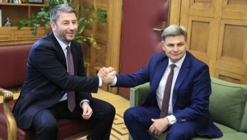 Μεταγραφές στο ΠΑΣΟΚ: Επιθετική στρατηγική μετά την ενσωμάτωση Φαραντούρη – Κορυφώνει τις επαφές με άλλους &qu