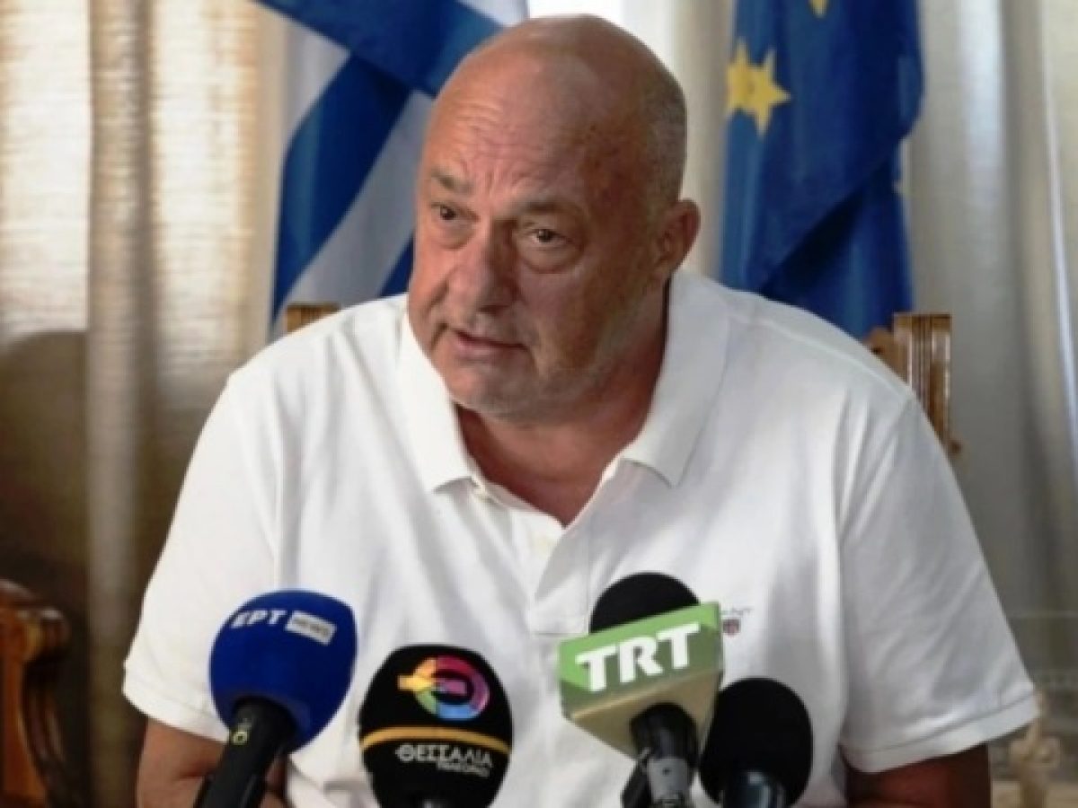 Μπέος για Τέμπη: “Να σβηστούν τα ονόματα από το Σύνταγμα” – Ζητά παρέμβαση Μητσοτάκη