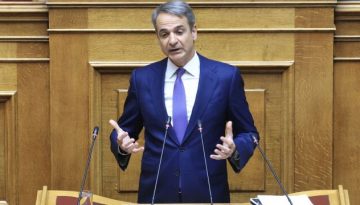 Ώρα ΚΟ στη Νέα Δημοκρατία: Ο Κυριάκος Μητσοτάκης ανοίγει τα χαρτιά του για το νέο Σύνταγμα με προτάσεις “