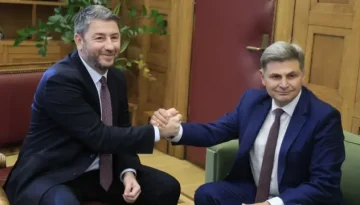 Παρατράγουδα µε τη µεταγραφή Φαραντούρη: “Καρφιά” από τη Γιαννακοπούλου για “γυρολόγους”&l