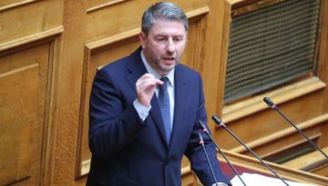 “Πυρά” Ανδρουλάκη κατά της κυβέρνησης: “Γαλάζια συμμορία καταλήστεψε τον ΟΠΕΚΕΠΕ”