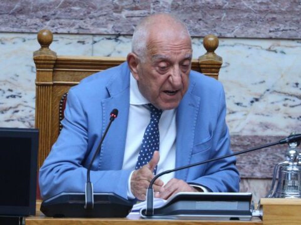 Συλλυπητήρια Κακλαμάνη για Νίκο Ταγαρά: “Ένα κλασικό παράδειγμα ήθους, αγωνίστηκε πάντα με συνέπεια”
