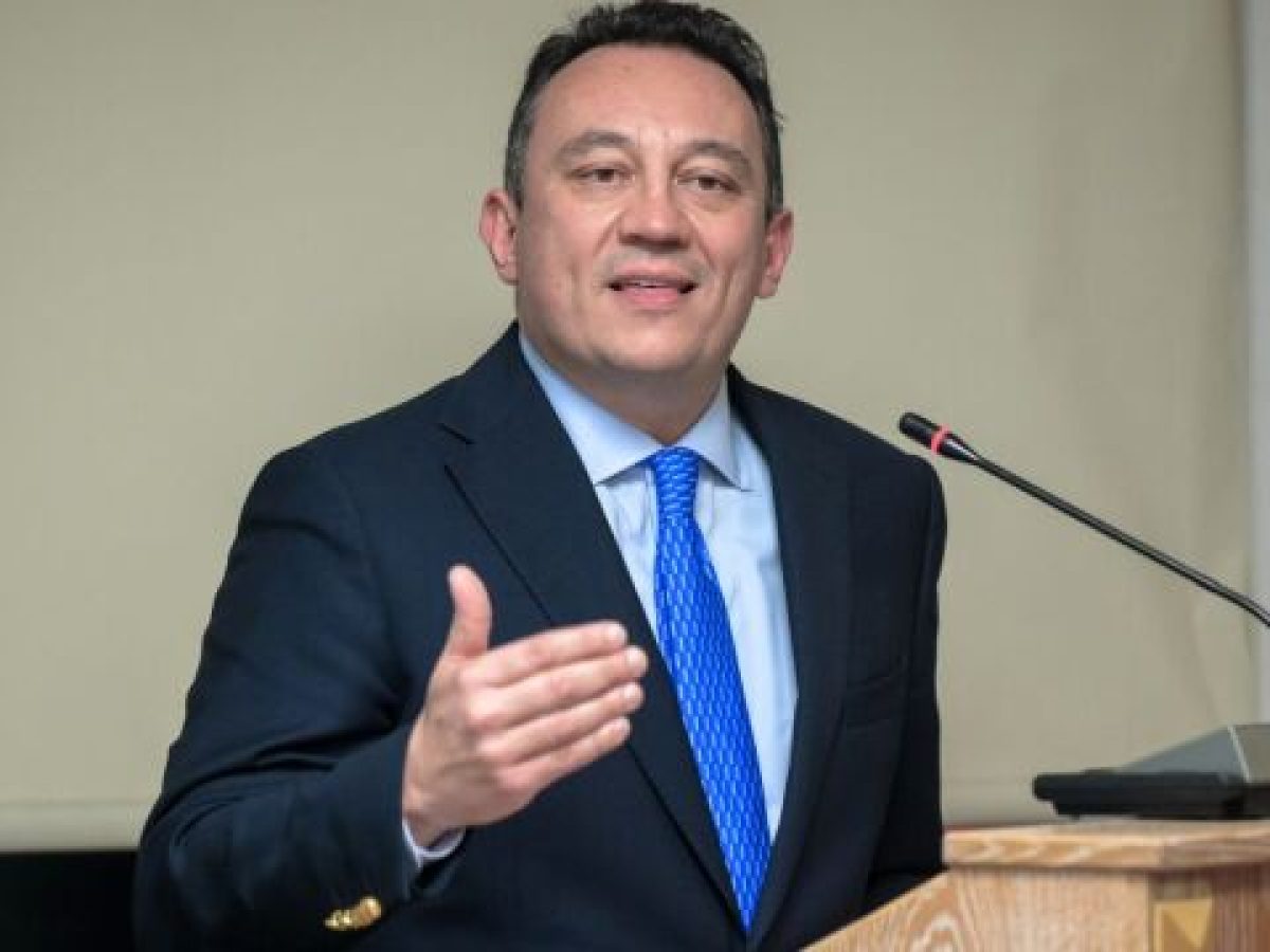 Βλάσης προς υποψήφιους των Πανελλαδικών: Δώστε τη “μάχη” σας με πίστη στις δυνατότητές σας και καθαρ