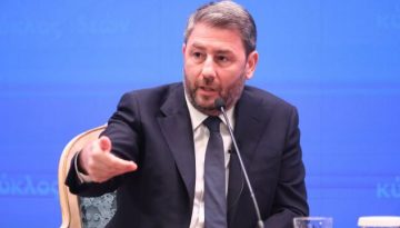 Ανδρουλάκης: “Μαζί βάζουμε τέλος στον κατήφορο – Όχι πια στο όνομά μας η παρακμή των θεσμών”