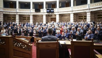 Εκρηκτικό κλίμα στη ΝΔ – Οι ομάδες «γαλάζιων» βουλευτών που διαμορφώνονται – Το… φάντασμα Σαμαρά στο Μαξίμου