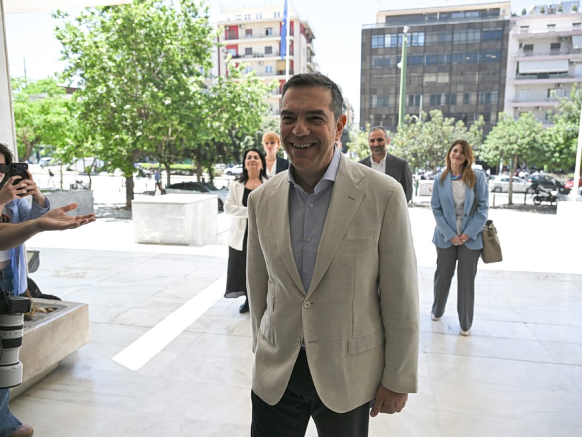 &Epsilon;&Lambda;.&Alpha;.&Sigma;: &Delta;ύ&omicron; &pi;&alpha;&rho;ά&lambda;&lambda;&eta;&lambda;&epsilon;&sigmaf; &pi;&rho;&omega;&tau;&omicron;&beta;&omicron;&upsilon;&lambda;ί&epsilon;&sigmaf; &gamma;ύ&rho;&omega; &tau;&omicron;&nu; &Alpha;&lambda;έ&xi;&eta; &Tau;&sigma;ί&pi;&rho;&alpha; &mu;&epsilon; &tau;&omicron; &beta;&lambda;έ&mu;&mu;&alpha; &sigma;&tau;&iota;&sigmaf; &epsilon;&kappa;&lambda;&omicron;&gamma;έ&sigmaf;