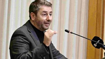 Επιμένει ο Ανδρουλάκης για την 4ήμερη εργασία: «Κι όμως, γίνεται», vid