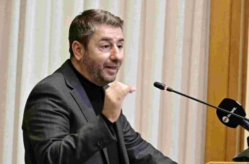 epimeni-o-Αndroulakis-gia-tin