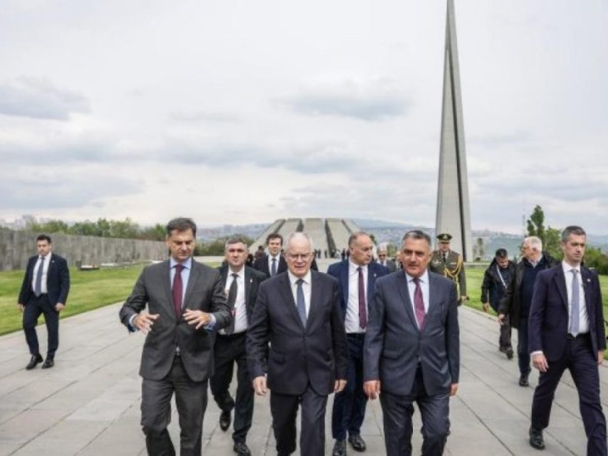 &Epsilon;&pi;ί&sigma;&kappa;&epsilon;&psi;&eta; &Kappa;. &Tau;&alpha;&sigma;&omicron;ύ&lambda;&alpha; &sigma;&tau;&eta;&nu; &Alpha;&rho;&mu;&epsilon;&nu;ί&alpha; &ndash; &Tau;&omicron; &mu;ή&nu;&upsilon;&mu;&alpha; &mu;&nu;ή&mu;&eta;&sigmaf; &alpha;&pi;ό &tau;&omicron; &Epsilon;&rho;&epsilon;&beta;ά&nu;