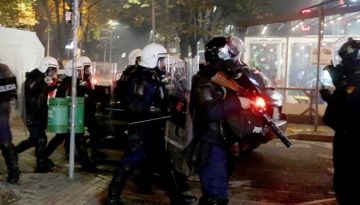 Επεισόδια στην Αλβανία: Ένας Έλληνας ανάμεσα στους τραυματίες – «Πλήρη διαλεύκανση» ζητά το ελληνικό υπουργείου Εξωτερικώ