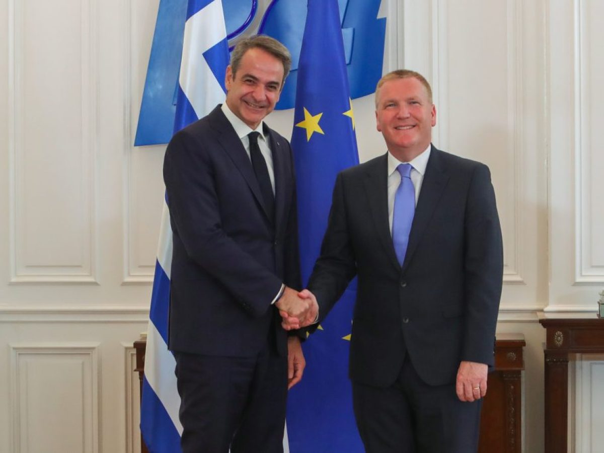 Επίτροπος ΕΕ σε Μητσοτάκη: Σημαντική πρόοδος στο Κράτος Δικαίου στην Ελλάδα