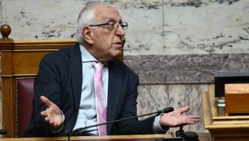 Έξαλλος ο Κακλαμάνης για τις διαρροές στην Επιτροπή Θεσμών – «Θα αναζητηθούν ευθύνες»
