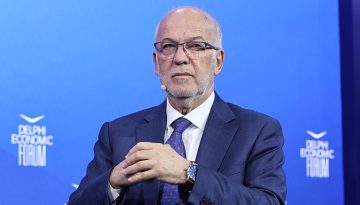 Φλωρίδης: «Οι μεγάλες παρατάξεις δεν έχουν μια ψυχή, έχουν τουλάχιστον δύο»